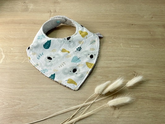 bavoir enfant, bavoir bandana